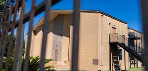 Envían a menores migrantes embarazadas a un refugio