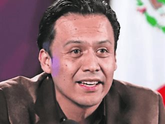 SEP destituye a Marx Arriaga de la Dirección de Materiales Educativos