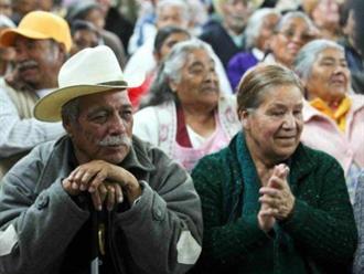 Abuelitos de Reynosa, con escasas oportunidades laborales