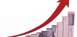 Trabajadores prefieren aumento salarial a prestaciones: sondeo