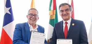 Impulsa gobernador contenidos de radio
