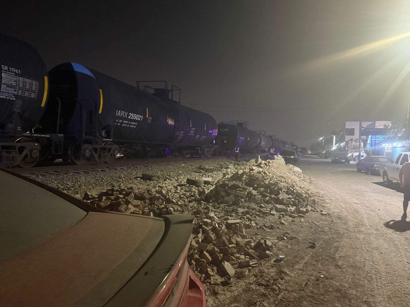 Accidente entre tren y camioneta