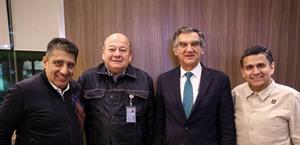 Gobierno y Pemex dan continuidad a programas y apoyos comunitarios