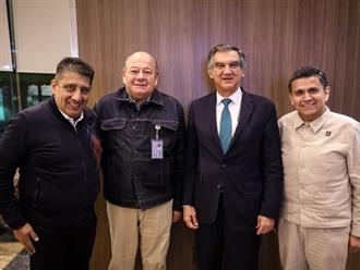 Gobierno y Pemex dan continuidad a programas y apoyos comunitarios