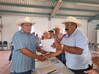 Se disputan liderazgo campesino