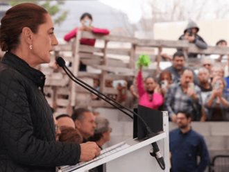 Sheinbaum llama a la calma tras bloqueos por muerte de El Mencho