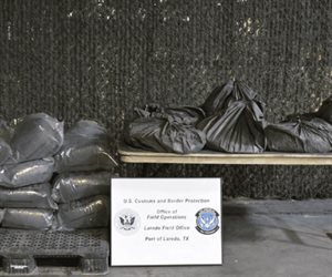Oficiales de CBP decomisan casi 6 mdd en metanfetamina Oficiales de CBP decomisan casi 6 mdd en metanfetamina