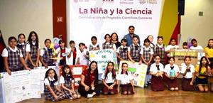 Participan estudiantes en ‘La Niña y la Ciencia’
