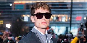 Criticado en redes ¡Anda muy calladito!