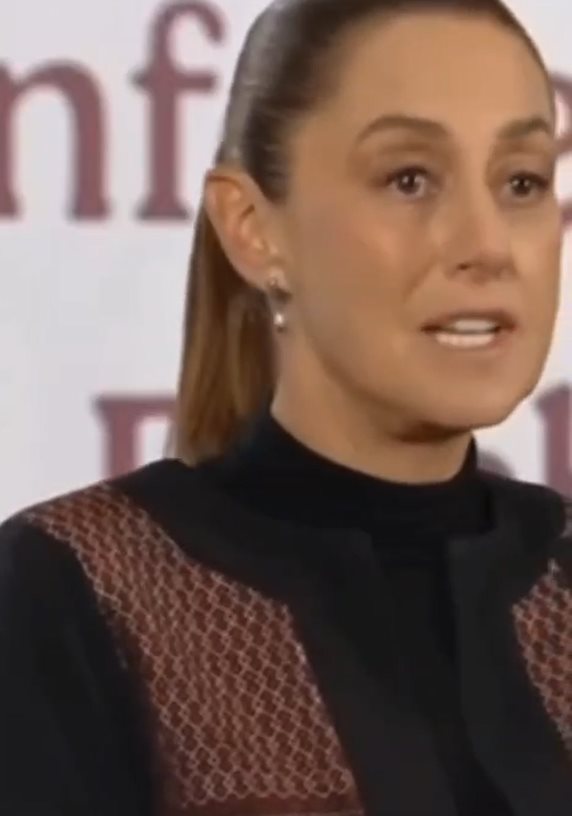 La Presidenta Claudia Sheinbaum Pardo inauguró el Mundialito de Futsal Femenil Sub-21, como parte de las actividades del Mundial Social 2026