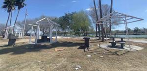 La Playita, en abandono previo a Semana Santa
