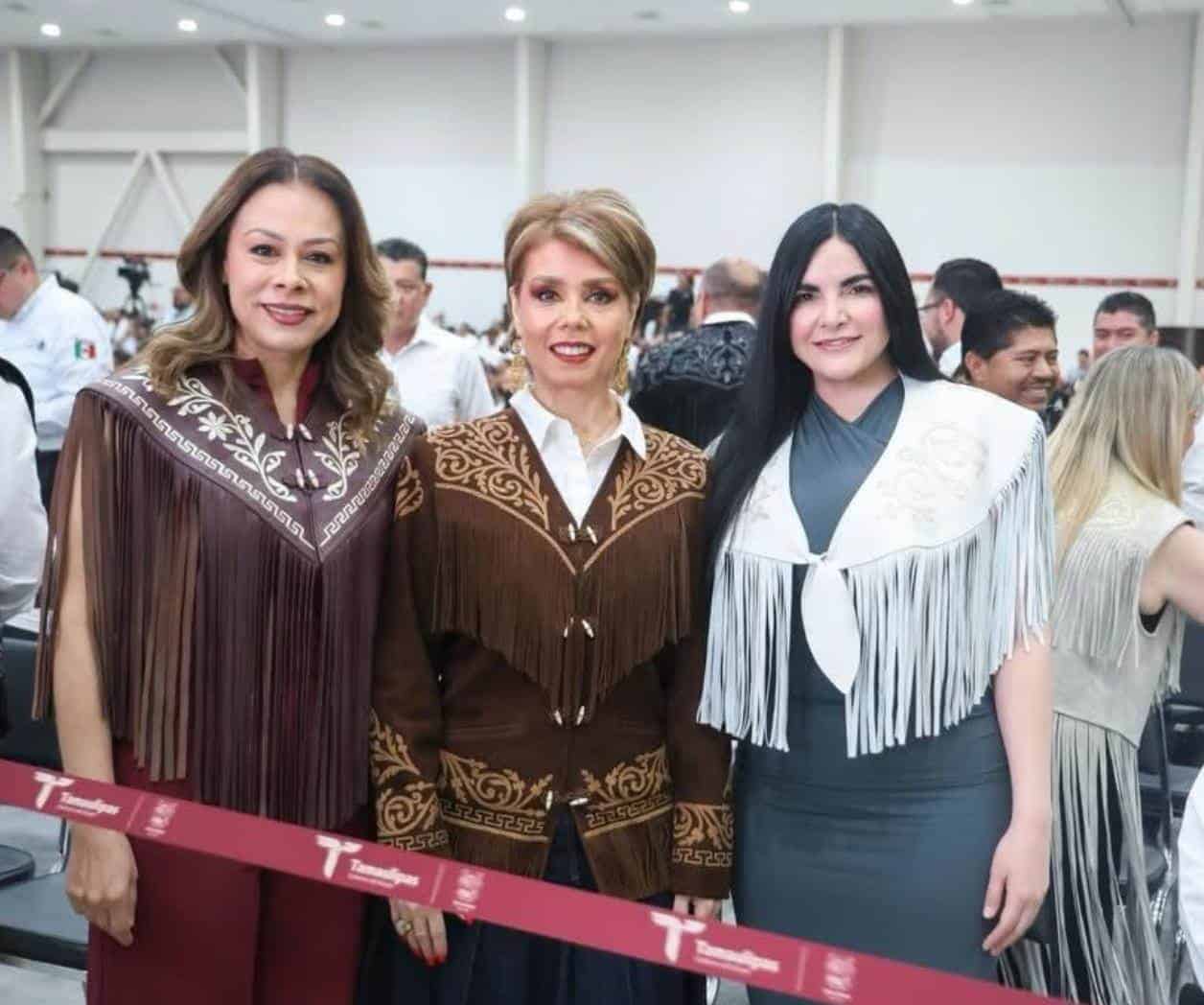 Participa Nataly García en ceremonia de honores en la Capital