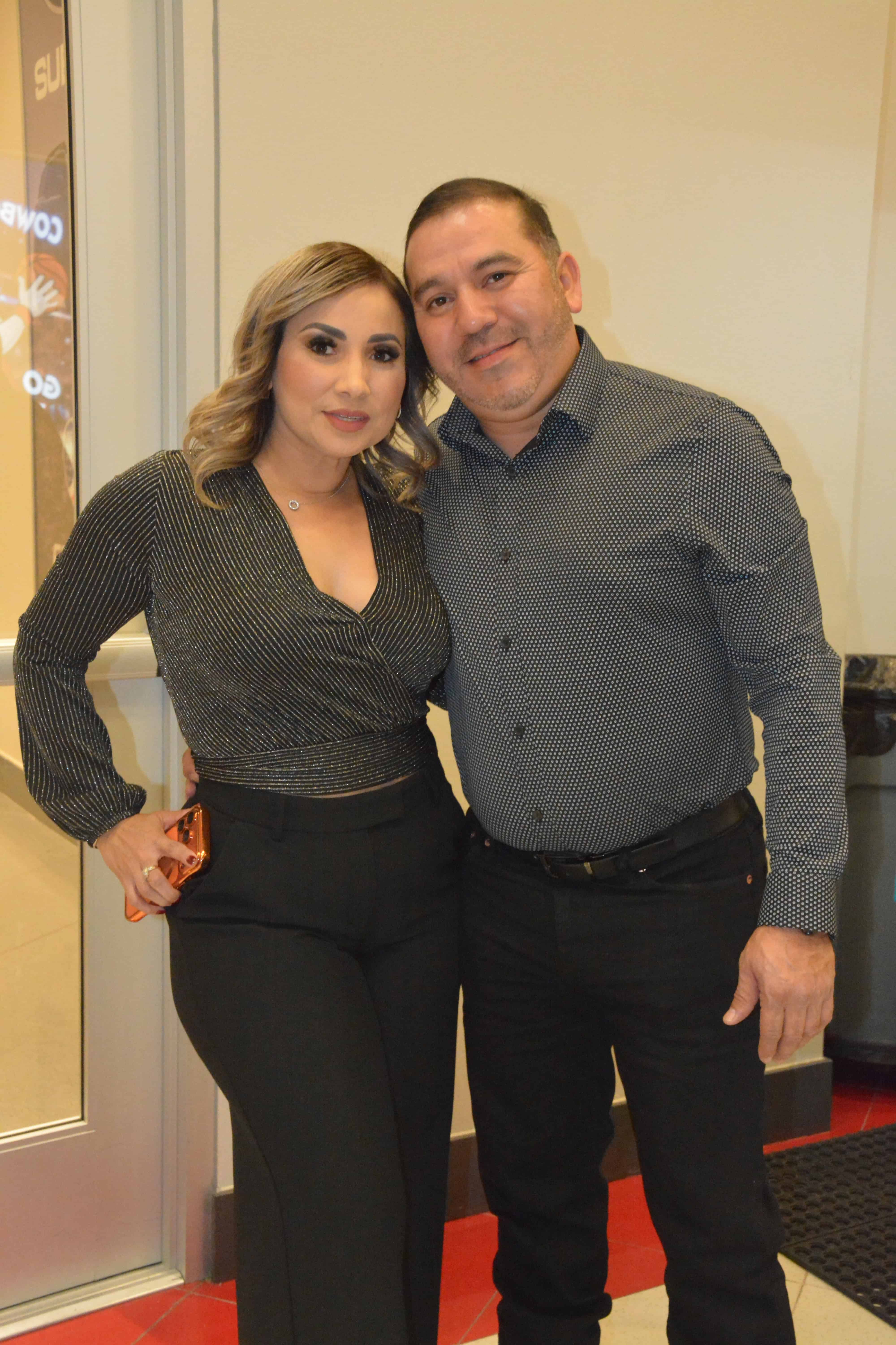 Catalinas Mejía y Edgar Jaramillo.Emily Gaytán y Fátima Sosa.