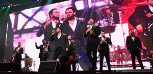 Se ponen botas y sombrero