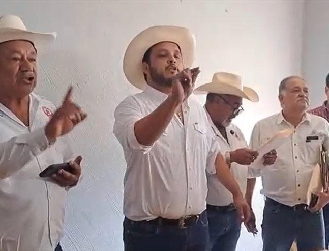 Se llevó a cabo en un clima de tensión el cambio de representante en el organismo, generando algunas inconformidades entre los agremiados