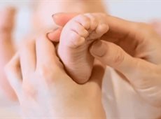 El Techo de Cristal que se Impone con la Crianza