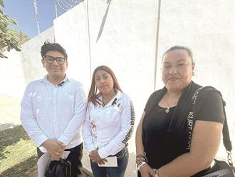 Entrega mapa de 30 fosas clandestinas a la Fiscalía