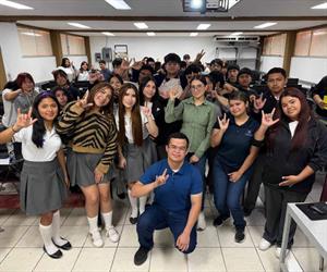 Promueven inclusión con Taller de Lengua de Señas
