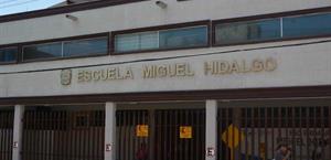 Disfrutan estudiantes megapuente escolar