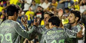 ¡Le cumplen a su afición!