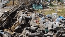 Un basurero clandestino se está formando en el Panteón Municipal Sagrado Corazón
">