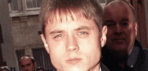 Hallan muerto en prisión a John Alford, actor británico