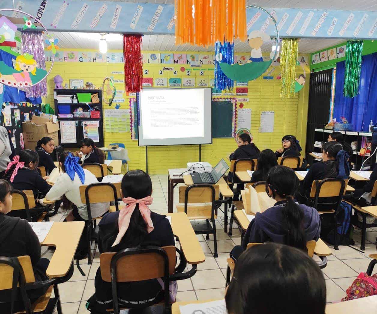 Promueven legado de escritora regional en escuela primaria