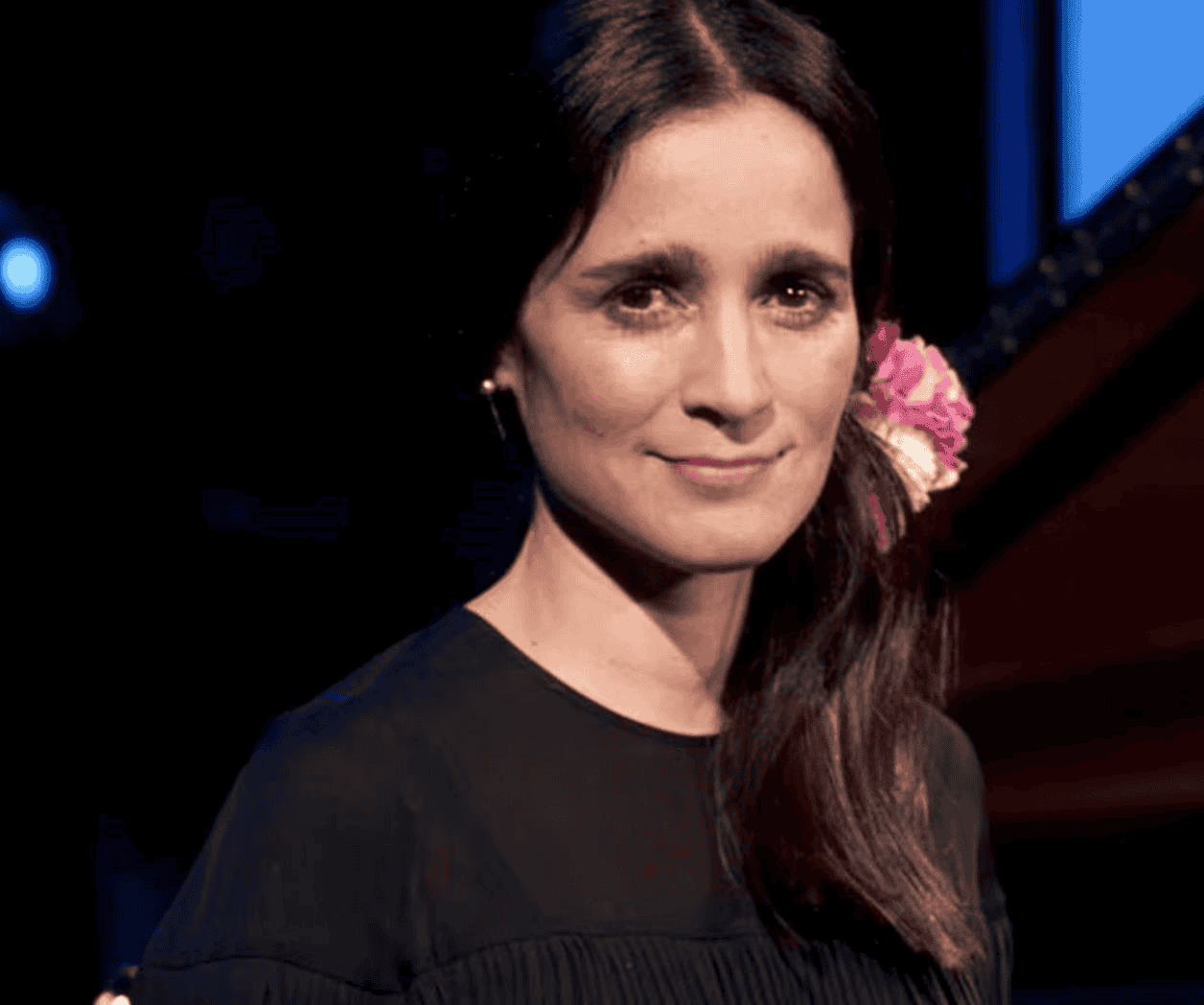 Usuarios mantienen críticas a canción mundialista de Julieta Venegas