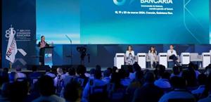 Sheinbaum: la banca  debe dar más al país