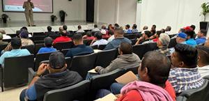 Capacitan a los choferes para mejorar su trato