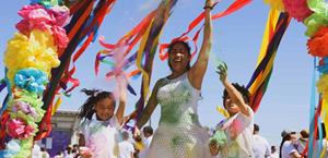 Celebra Pharr el Holi con Jornada de color y música