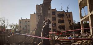 Irán amenaza con cerrar el estrecho de Ormuz