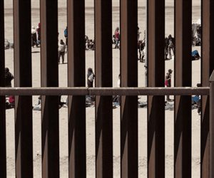 Sheinbaum rechaza ampliación del muro fronterizo con EU