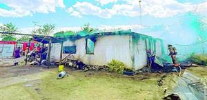 Incendio deja sin  hogar a familia del  ejido Buena Vista