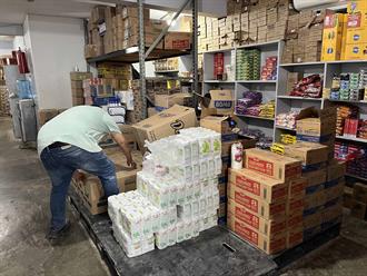 La crisis económica  ahoga a comercios y  dispara informalidad