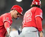Mike Trout pega jonrón y los Angelinos blanquean a Astros