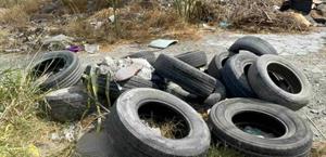 Crece tiradero de llantas en calles de Aquiles Serdán