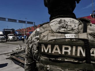 Jueza desestima amparo del contralmirante Fernando Farías