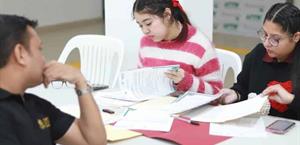 Profesionistas con dificultad de trabajar en su área