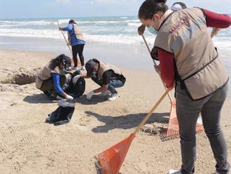 Residuos de petróleo amenazan a tortuga lora