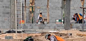 Inician reclutamiento de albañiles hoy lunes