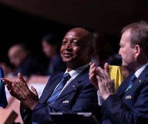 La CAF reacciona a caótica final con una serie de cambios