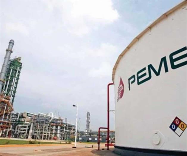 Empresas de Cuba buscan comprar petróleo a Pemex