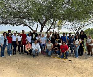 Vecinos suman esfuerzos para limpiar la Escondida