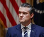 Acusan a Pete Hegseth de intentar invertir en defensa