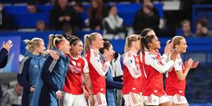 Arsenal logra semifinales de Liga de Campeones femenina a pesar de derrota