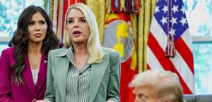 Trump destituye a la fiscal general Pam Bondi
