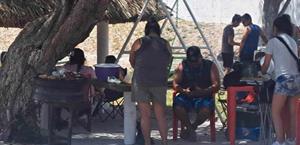 Miles llenan albercas y centros recreativos