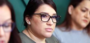 Demanda de mujer contra condado sigue pendiente