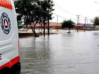Lluvias activan alertas y desatan fallas en Reynosa